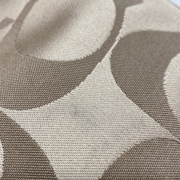 Coach signature crossbody / shoulder bag - Picture 13 of 13